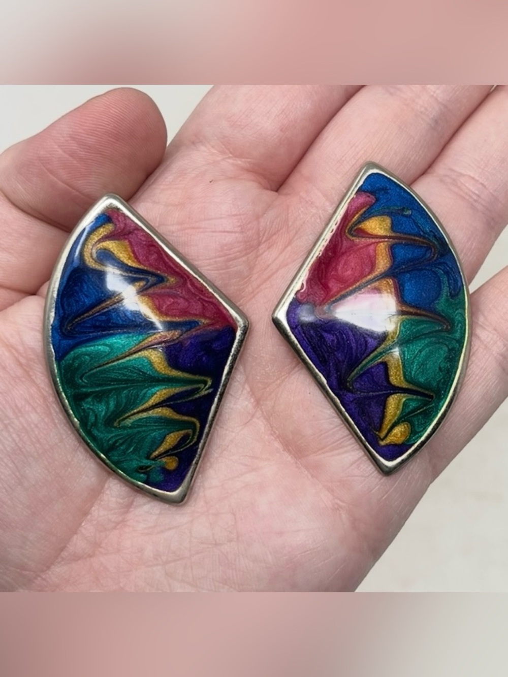 Vintage Unsigned Silver/Gold Tone & Enamel Post Pierced Earrings Retro